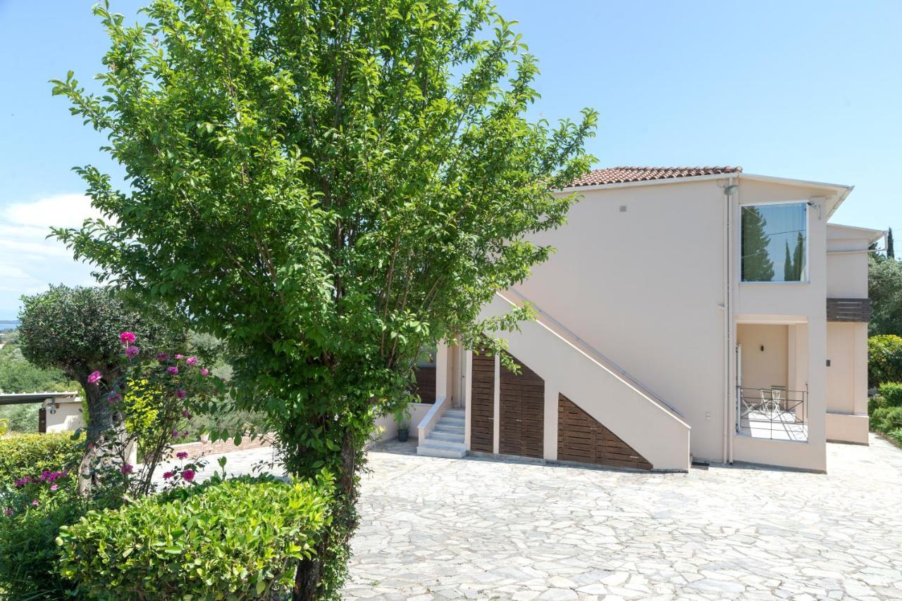 Dimi Brou'S Apartments By Corfuescapes Gouvia Luaran gambar